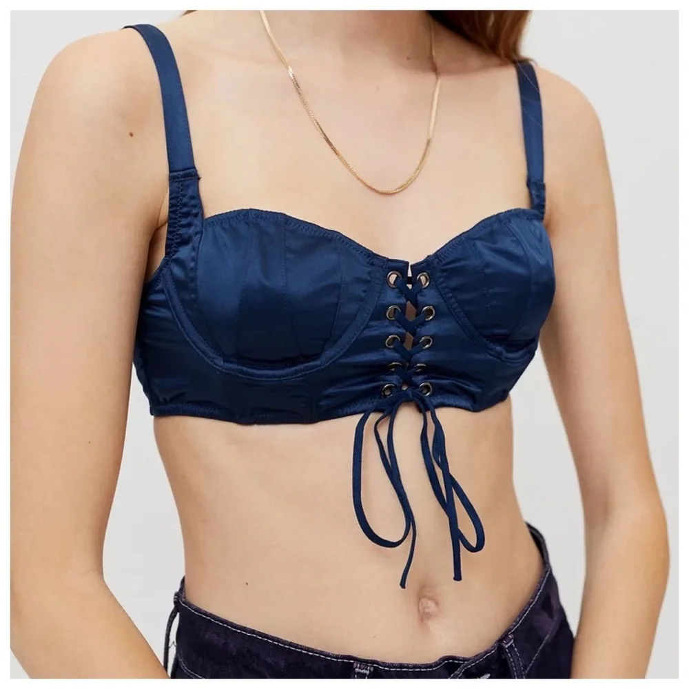 Urban Outfitters Out From Under Eden Lace-Up Bustier - Picture 2 of 8